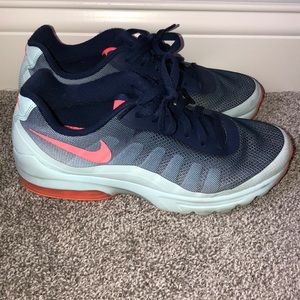 Nike Air Max Invigor